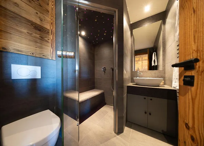 Glacier 5 - Hammam - Access *